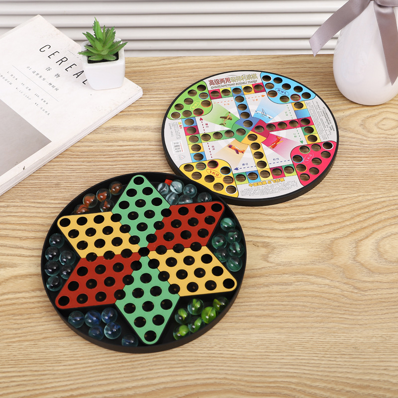 2 In 1 Schaakstukken Dammen Bo - Board Game With Questions recensie en prijs